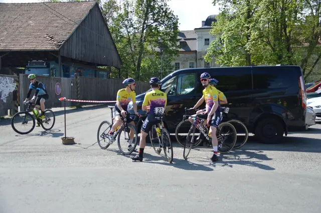 Fotografie 18 ze závodu Úhlava Tour 2022