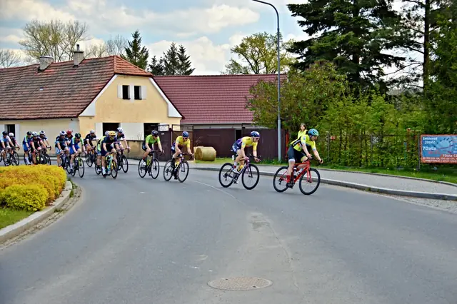 Fotografie 70 ze závodu Úhlava Tour 2022